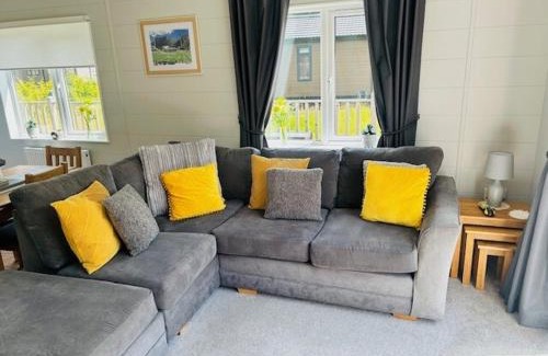 Ryther Cabin | Hollicarrs - Newlands