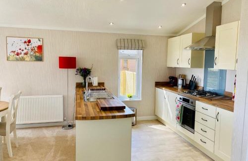 Ryther House | Hollicarrs - Wildflower Lodge