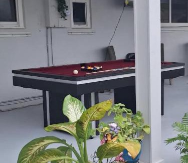 Cutler Bay House | Holliday 3-bedroom Private apartment House parking WiFi BBQ GRILL pet-friendly