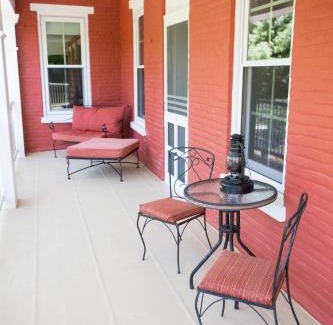 Bausman Bed & Breakfast | Hollinger House