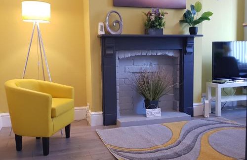 Alvaston House | Hollis House