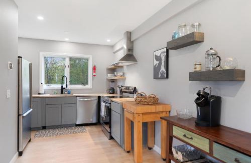 Stowe Hollow House | Hollow House