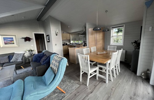Rockcliffe Cottage | Holly Blue - Cosy wooden lodge, Kippford