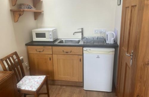 Stoke Rivers Apartment | Holly cottage