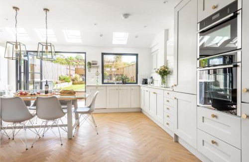 Instow House | Holly Hayes House