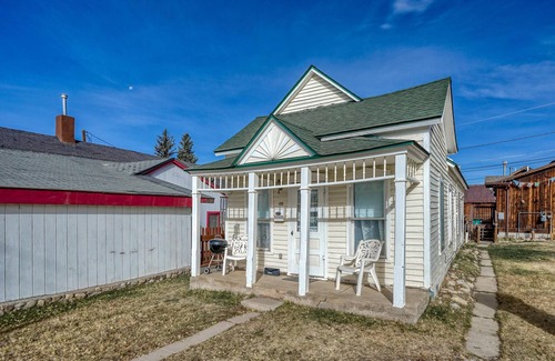 Leadville North Cottage | Holly House - Affordable/clean comfort in town! Walk everywhere!
