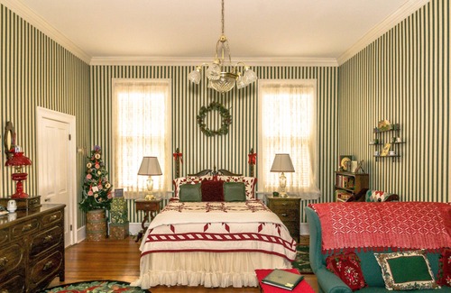 Hamilton Bed & Breakfast | Holly House of Hamilton