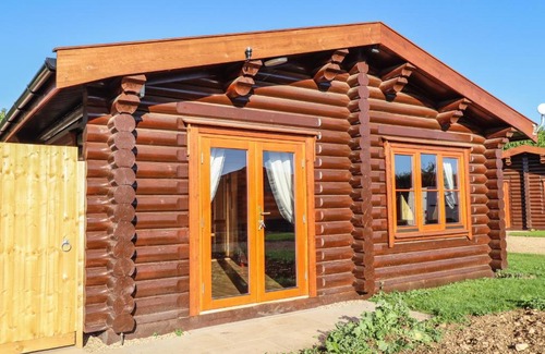 Castle Bytham House | Holly Lodge