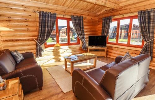 Castle Bytham House | Holly Lodge