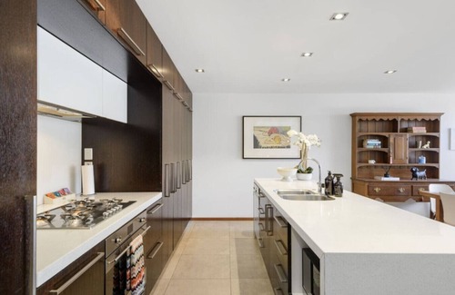 Saint Albans Apartment | Holly Road Executive Townhouse