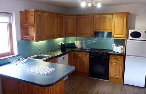 Glencoe Cottage | Holly Tree Cottage Glencoe - modern accommodation | exclusive riverside location