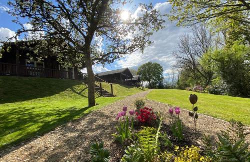 Leigh upon Mendip House | Hollybush Lodges