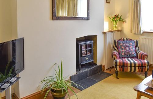 Tenterden House | Hollyhock Cottage