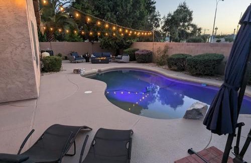 Ocotillo House | HOLLYHOCK - Pet-Friendly 4BR Heated Pool & Near Golf