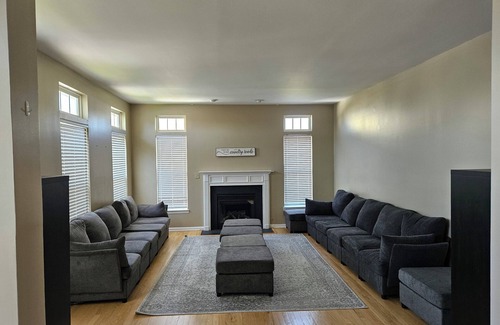 Shenandoah Bed & Breakfast | HollyStay Room 2