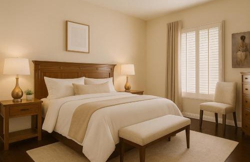 West Hollywood Apartment | Hollywood Hills 2BR Gem - Close to Griffith Park & Melrose