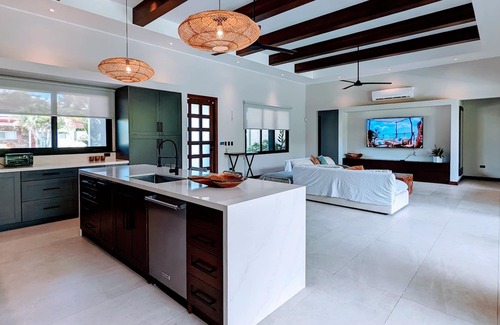 Uvita House | Hollywood House