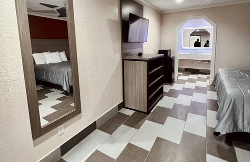 Northside Hotel | Hollywood Inn