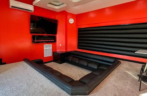 East Farmingdale Hotel | HOLLYWOOD MOTEL