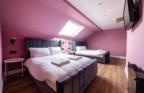 North Shore Apartment | Hollywood Suite Sasco Apartments