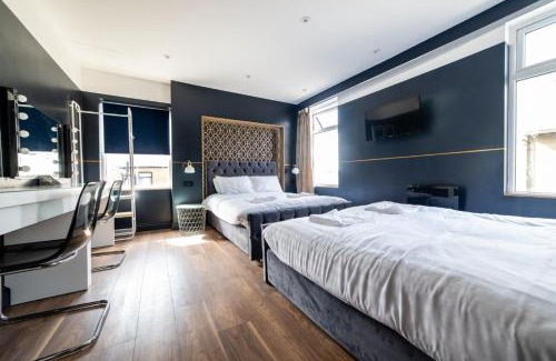 North Shore Apartment | Hollywood Suite Sasco Apartments