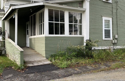 Ayers Cliff Apartment | Holmes Haven A - Cozy Family Retreat