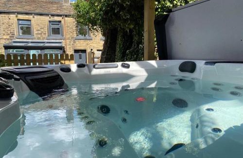 Hepworth House | Holmfirth Hideout