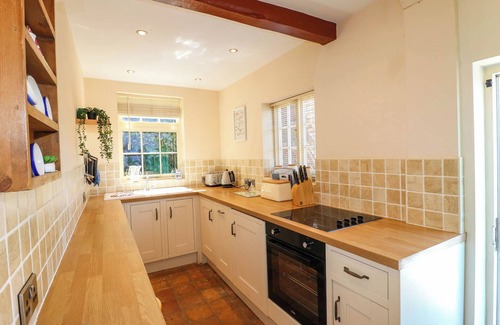 Halam Cottage | HOLMHURST, family friendly, character holiday cottage in Southwell