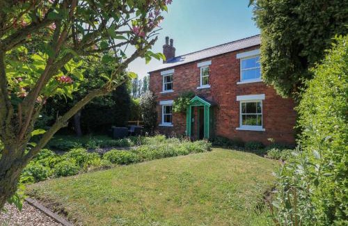 Halam House | Holmhurst