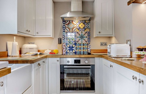 Burwash House | Holton Cottages - Two Bedroom House, Sleeps 4