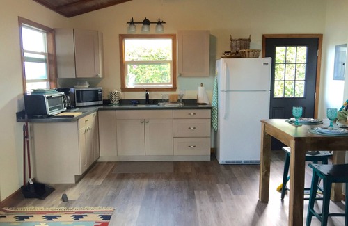 Holualoa Cottage | Holualoa Studio Cottage - GIANT OCEAN VIEW! Cool, private, near town