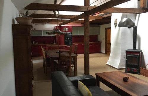 Luze Apartment | Holubník statečných žen králových