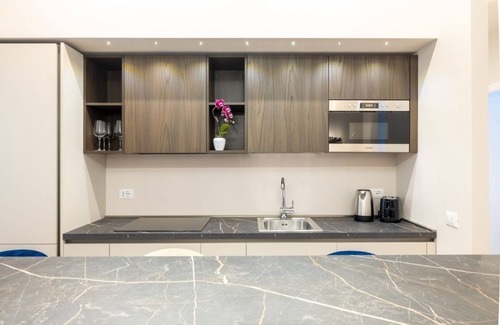 Quartiere XV Della Vittoria Apartment | Holy City Hideaway: 3Bedrooms Near the Vatican