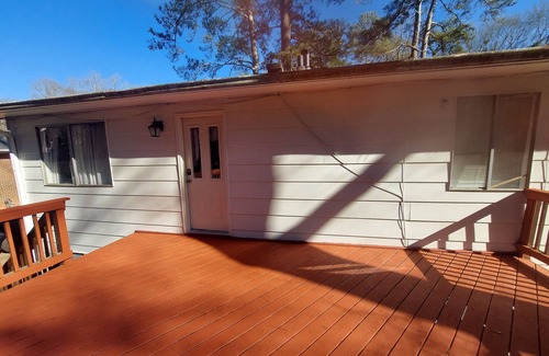 Morrow House | Holy Home 3-bedroom with AC and WiFi. Bless you in Morrow. Peace & a low price.