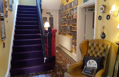 Loughborough House | Holywell Guest House