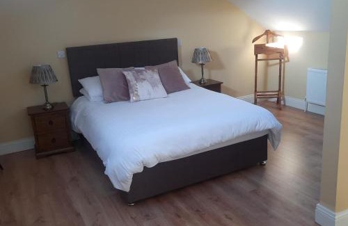 Hollywood House | Holywood House No 2