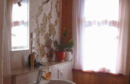 Hinrichshagen Apartment | Holz 100 Haus EZ Süd - Guesthouses Eva-Maria and Reinhard Köhler