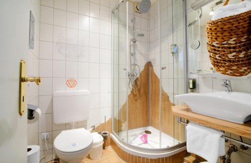 Schoenmuenzach Hotel | Holzschuhs Schwarzwaldhotel