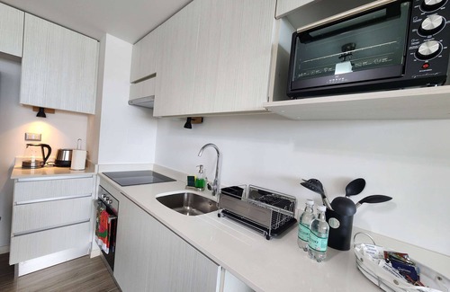 Historical District Apartment | HOM | 2D2B con Vista al Mar Parking Frente al Mall