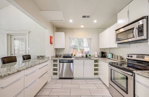 North San Antonio - SAT House | Home 15 Mi to Dtwn San Antonio: Nurse's Haven!