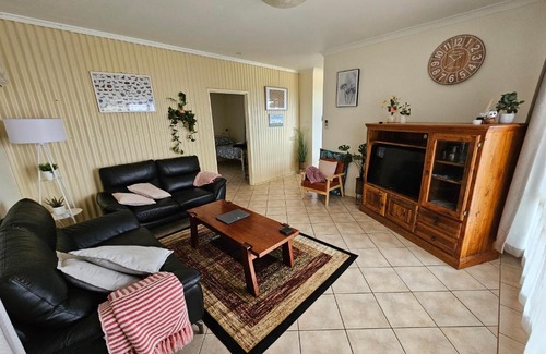 Kendenup Ski Chalet | Home and Hound Kendenup