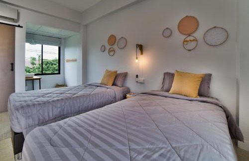 San Pa Thong Hotel | Home at 9