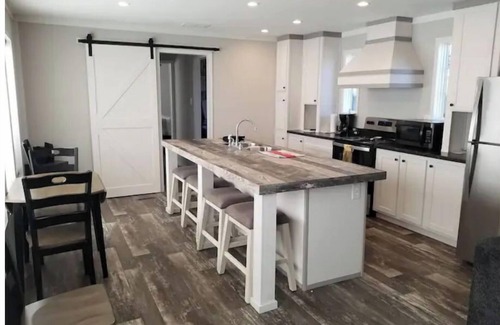 Paris House | Home at M&M Meadows