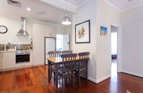 Hilton House | Home Away - 2 Bedroom Cottage