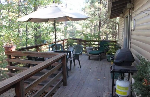 Idyllwild House | Home Away From Home In Idyllwild -short Walk To Village And Trails