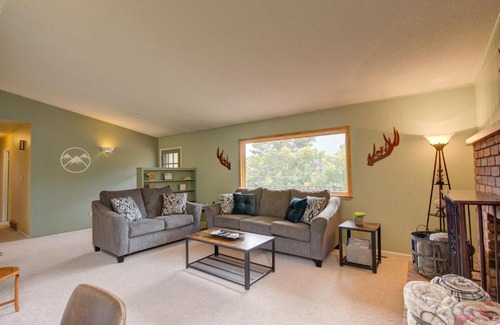 Cascade Villa | *Home Away From Home Cabin in the Mountains*