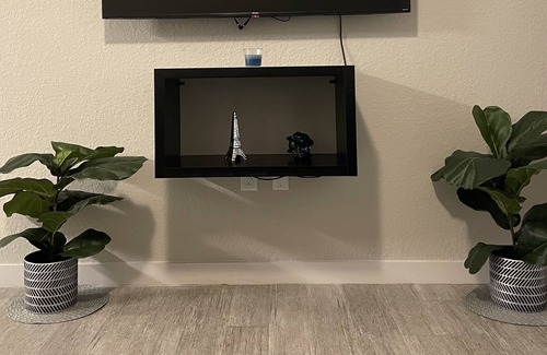 Daytona Beach Apartment | Home Away From Home In the ❤️ of Daytona!!