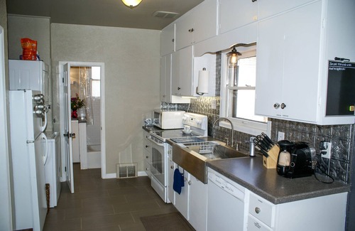 Grand Junction House | Home Away From Home 1 Bedroom Home