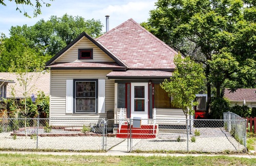 Grand Junction House | Home Away From Home 1 Bedroom Home