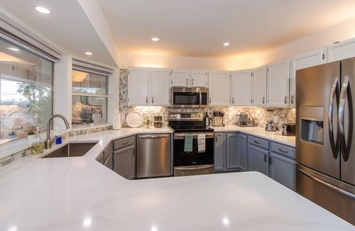 Lake Havasu City Apartment | Home Away From Home! Stylish, Pool, Games, Firepit